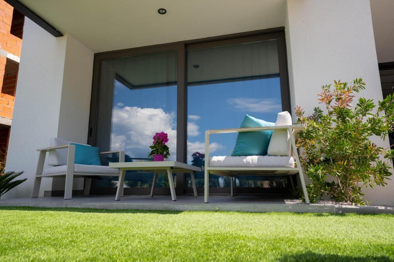 Apartmani Lara Baška Voda المظهر الخارجي الصورة